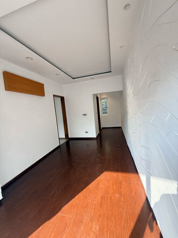 3 BHK + Servant Room Apartment For Rent in Emaar Gurgaon Greens