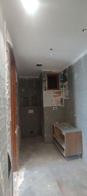 Furnished Amenities in 3 BHK Builder Floor at Sector 85 – for Sale
