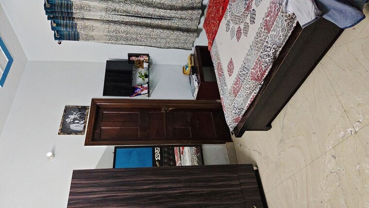Bedroom, nehru nagar ii 3.5 Bedroom 1400 Sq.Ft. Builder Floor In Nehru Nagar ii Ghaziabad 10377944