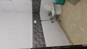 Bathroom in 3.5 BHK Builder Floor at Nehru Nagar ii – for Sale