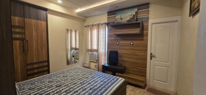 Bedroom in 2.5 BHK Apartment at Raj Nagar Extension – for Rent