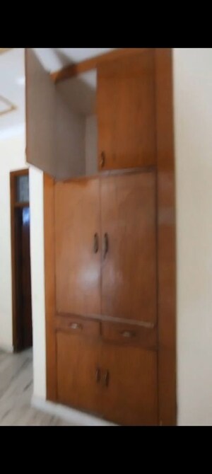 Furnished Amenities in 2 BHK Independent House at Sector 26 – for Rent