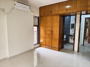 Room in 2 BHK Apartment at Adityavarden Apartment, Chandivali – for Rent