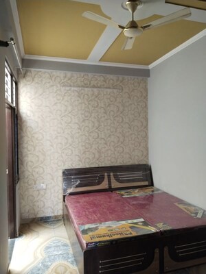 Bedroom in 2 BHK Builder Floor at Manyawas – for Rent