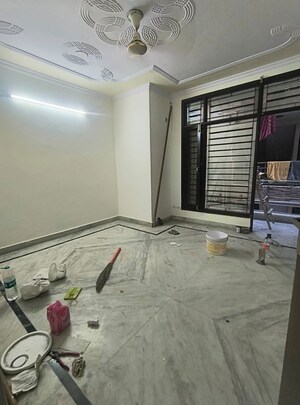 Bedroom in 2 BHK Builder Floor at Giri Nagar – for Rent