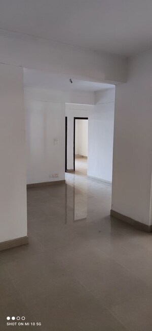 Room in 2 BHK Apartment at KLJ Platinum Heights, Sector 77 – for Sale