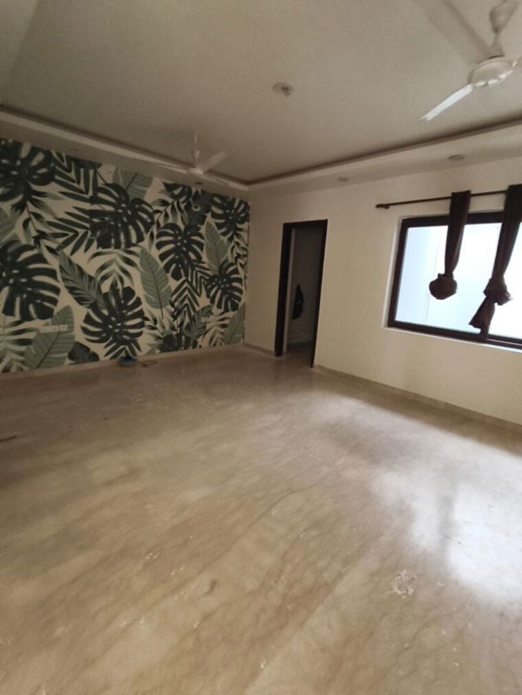 Room, anupam garden 6+ Bedroom 850 Sq.Yd. Independent House In Anupam Garden Delhi 10378069
