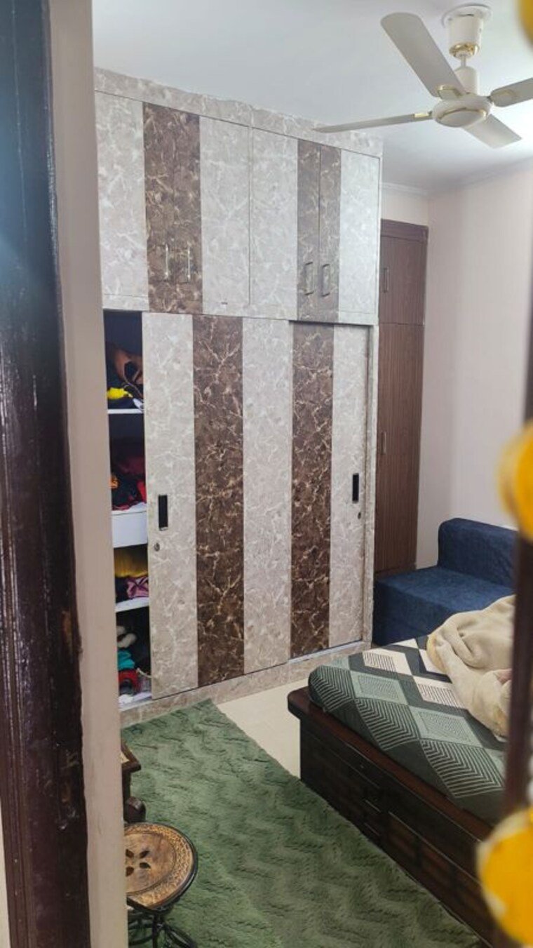 Room, raj nagar extension 2 Bedroom 920 Sq.Ft. Apartment In Raj Nagar Extension Ghaziabad 10068148