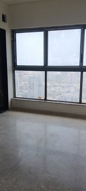 Master Bedroom in 4 BHK Apartment at Andheri West – for Sale