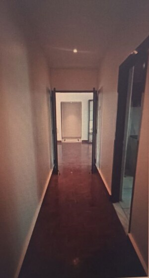 Building Lobby in 2.5 BHK Apartment at Jolly Maker Apartment, Cuffe Parade – for Rent