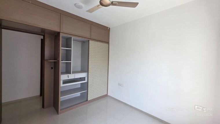 Room, kalpataru-immensa-b 3 Bedroom 944 Sq.Ft. Apartment In Kolshet Road Thane 10378124