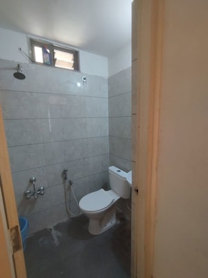 Bathroom in 2 BHK Apartment at Vejalpur – for Rent