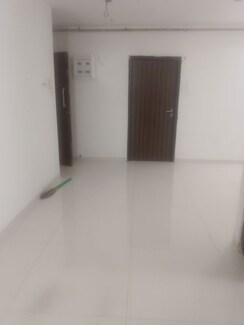 2 BHK Apartment For Rent in Mutha Sai Nirvana