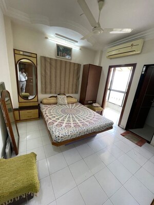 Bedroom in 2 BHK Apartment at Ambawadi – for Rent