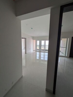 Room in 3 BHK Apartment at PK Hillcrest, Pimple Saudagar – for Rent