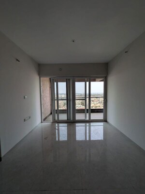 Room in 3 BHK Apartment at PK Hillcrest, Pimple Saudagar – for Rent