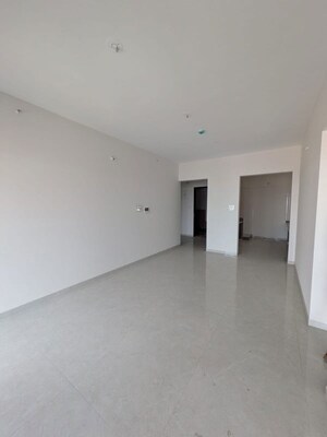 Room in 3 BHK Apartment at PK Hillcrest, Pimple Saudagar – for Rent