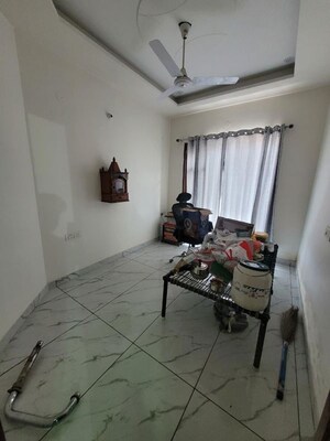 Parking in 2 BHK Builder Floor at Aerocity – for Rent