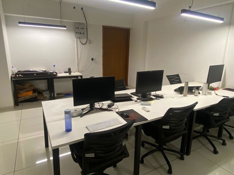 Team Area, gota Commercial Office Space 710 Sq.Ft. In Gota Ahmedabad 10378199