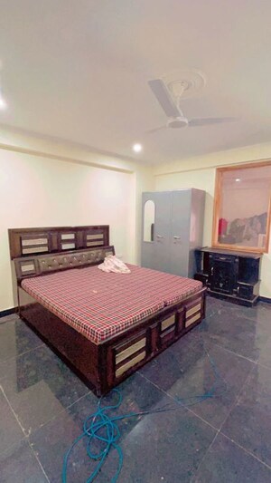 1 RK Builder Floor For Rent in Sector 57