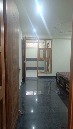 Room in 1 RK Builder Floor at Sector 57 – for Rent