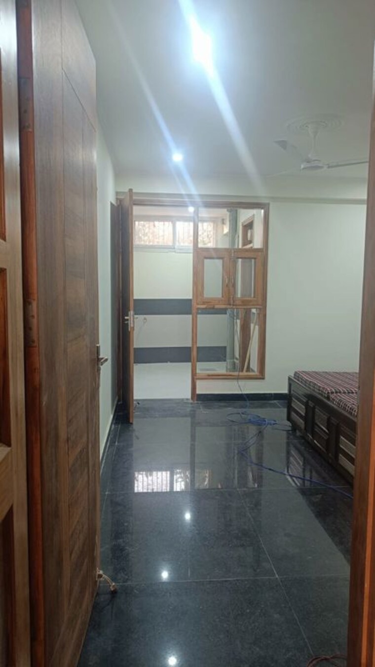 Room, sector 57 1 RK 350 Sq.Ft. Builder Floor In Sector 57 Gurgaon 10378211