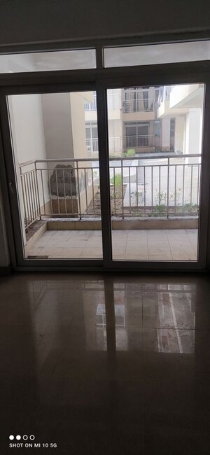 Room in 2 BHK Apartment at KLJ Platinum Heights, Sector 77 – for Sale
