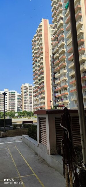 2 BHK Apartment – Exterior View View at KLJ Platinum Heights, Sector 77 - for Sale