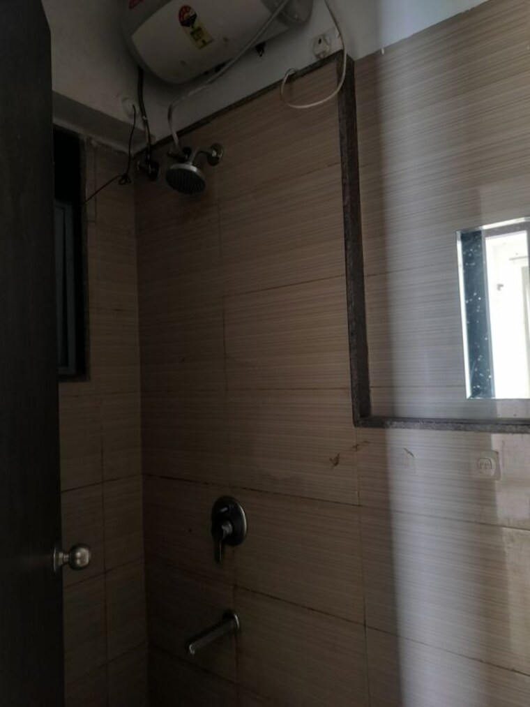 Bathroom, amanora-future-towers 3.5 Bedroom 2250 Sq.Ft. Apartment In Hadapsar Pune 10378227
