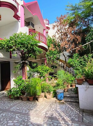 5 BHK Independent House – Exterior View View at Maulviganj - for Sale