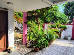 5 BHK Independent House – Garden View at Maulviganj - for Sale