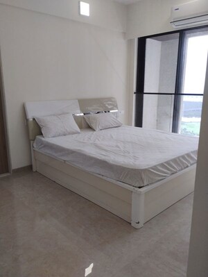Bedroom in 3 BHK Apartment at Dosti Eastern Bay Phase 2, Wadala – for Rent
