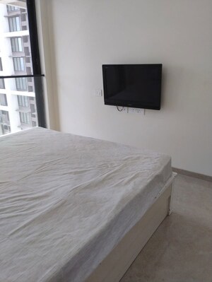 Room in 3 BHK Apartment at Dosti Eastern Bay Phase 2, Wadala – for Rent
