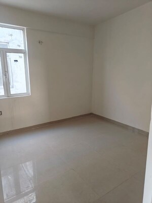 Room in 3 BHK Apartment at ROF Aalayas Phase 2, Sector 102 – for Sale