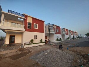 3 BHK Villa – Exterior View View at Singapur - for Sale