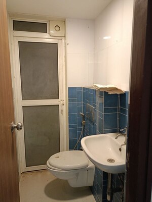 Bathroom in 1 BHK Apartment at Lodha Amara Tower 32 And 33, Kolshet Road – for Rent