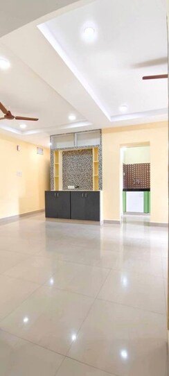 1 BHK + Pooja Room,Servant Room,Study Room,Extra Room,Basement,Store Room Apartment For Rent in SK Residency Kondapur