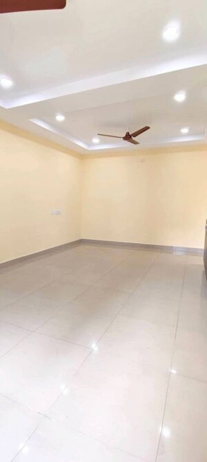 Room in 1 BHK Apartment at SK Residency Kondapur, Kondapur – for Rent