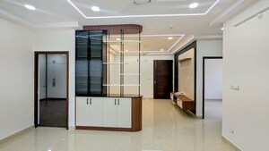 Room in 3 BHK Apartment at Aurobindo The Regent, Kondapur – for Rent