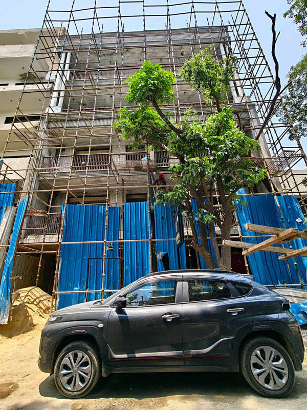 4 BHK + Extra Room 360 Sq.Yd. Builder Floor in Unitech Deerwood Chase