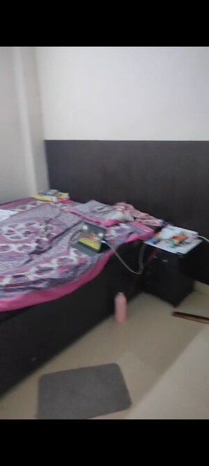 Bedroom in 2 BHK Builder Floor at Hajipur – for Rent