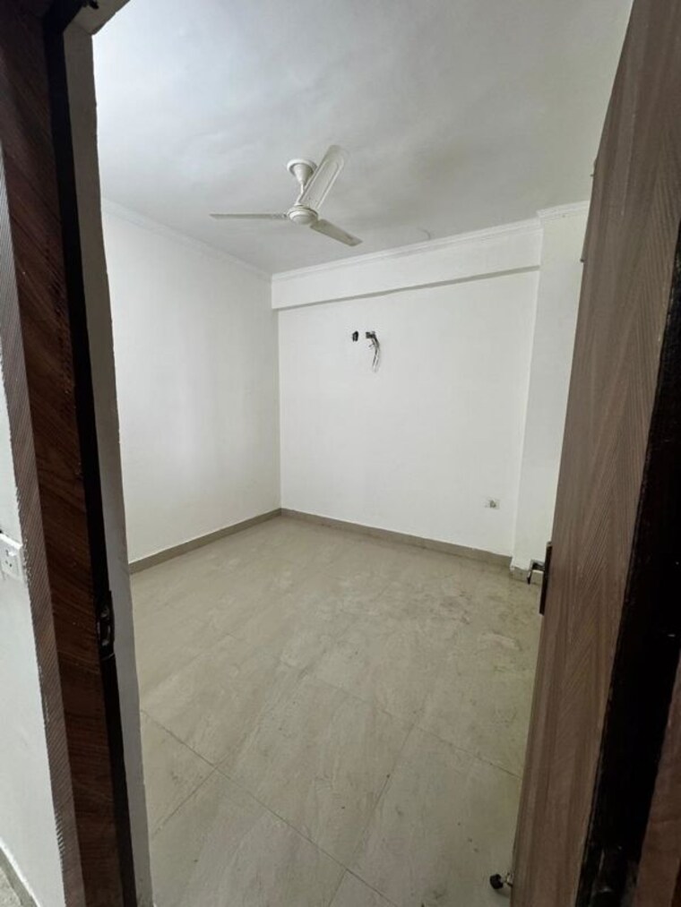 Bathroom, gaur-city-1st-avenue 2 Bedroom 980 Sq.Ft. Apartment In Sector 4 Greater Noida Greater Noida 10378333