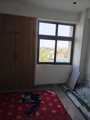 Room in 2 BHK Apartment at Arsha Madhav Greens, Gomti Nagar – for Rent