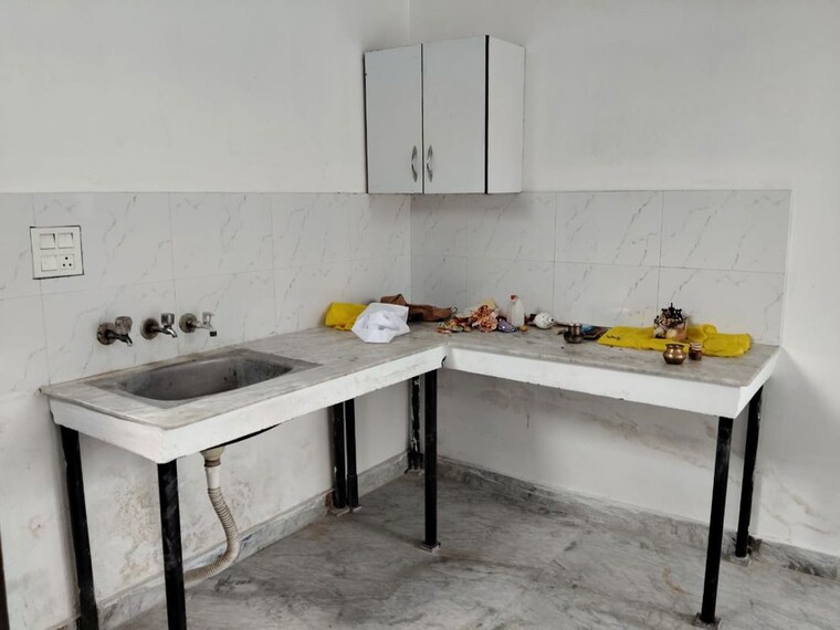 Kitchen, madhuban-apartments 2 Bedroom 1000 Sq.Ft. Apartment In Sector 82 Noida 10378361