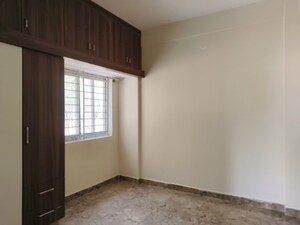Room in 2 BHK Apartment at Agrahara Badavane – for Rent