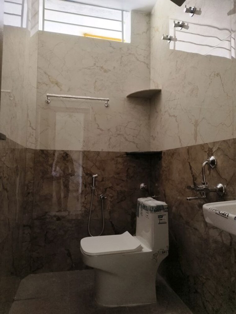 Bathroom, agrahara badavane 2 Bedroom 1000 Sq.Ft. Apartment In Agrahara Badavane Bangalore 10378376
