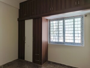 Room in 2 BHK Apartment at Agrahara Badavane – for Rent