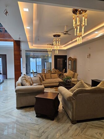 3.5 BHK + Pooja Room,Study Room,Basement 2000 Sq.Ft. Apartment in Signature Global Daxin Vistas