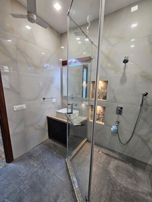 Bathroom in 3.5 BHK Apartment at Signature Global Daxin Vistas, Bhondsi – for Sale