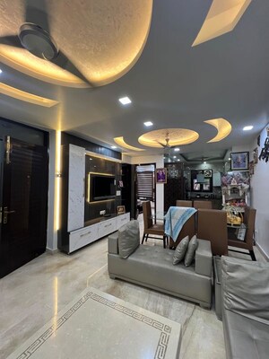 Living Room in 3 BHK Builder Floor at Pitampura – for Sale